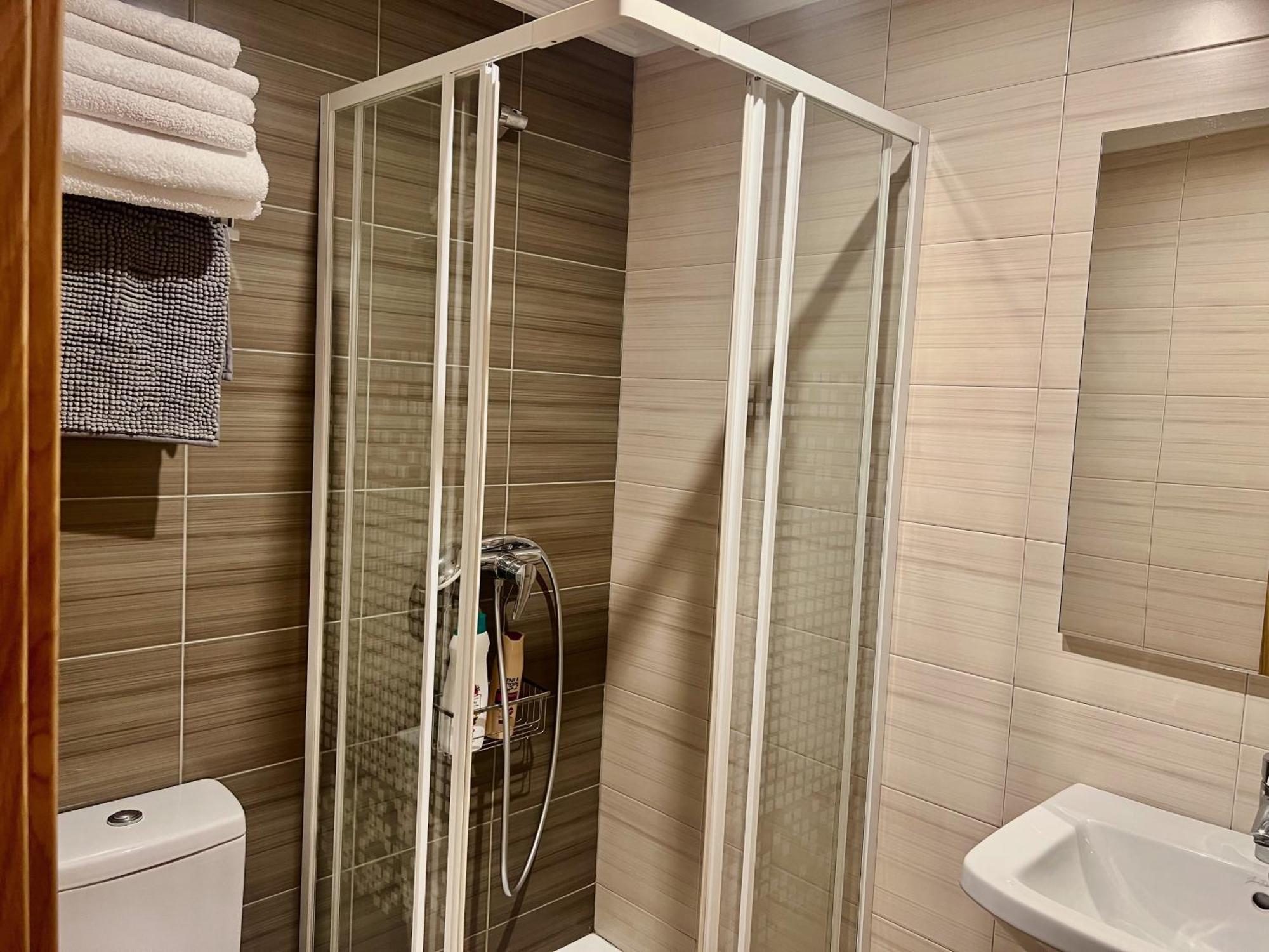 Apartamento Europa Prados Atenea Oviedo Exterior foto