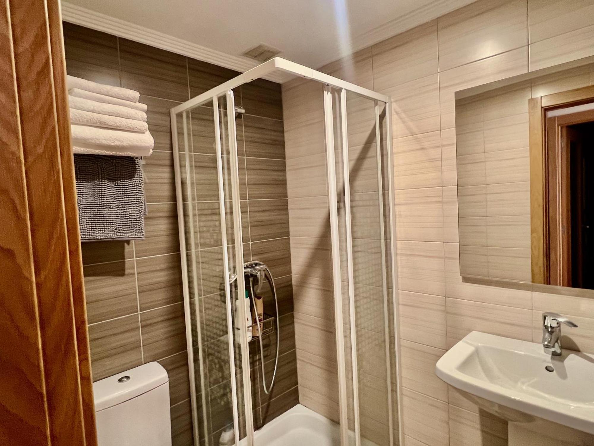 Apartamento Europa Prados Atenea Oviedo Exterior foto